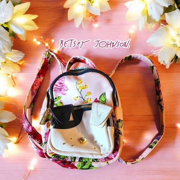 BETSEY JOHNSON Floral Puppy Mini Backpack GARDEN GIRL - Picture 1 of 6